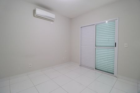 Apartamento para alugar com 188m², 4 quartos e 2 vagasQuarto 2 - Suíte
