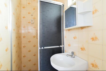 Casa para alugar com 70m², 2 quartos e sem vagaBanheiro