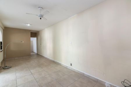 Casa à venda com 420m², 5 quartos e 8 vagasSala - Casa 2