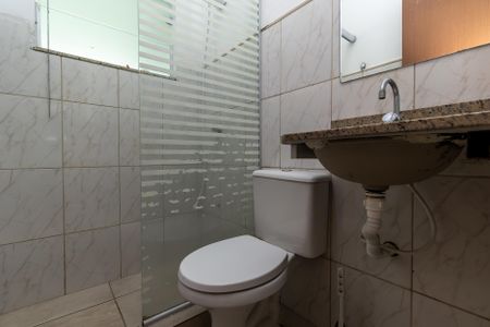 Casa à venda com 420m², 5 quartos e 8 vagasBanheiro - Casa 2