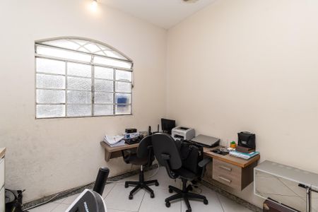 Casa à venda com 420m², 5 quartos e 8 vagasQuartinho