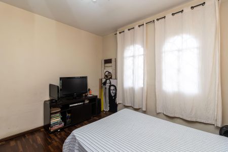 Casa à venda com 420m², 5 quartos e 8 vagasQuarto 3