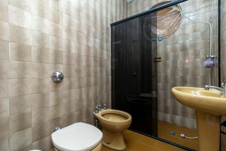Casa à venda com 420m², 5 quartos e 8 vagasBanheiro Social 2