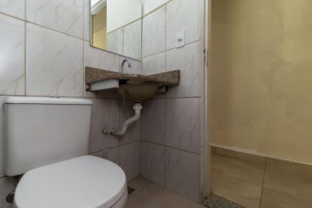 Casa à venda com 420m², 5 quartos e 8 vagasBanheiro - Casa 2
