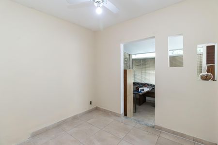 Casa à venda com 420m², 5 quartos e 8 vagasQuarto - Casa 2