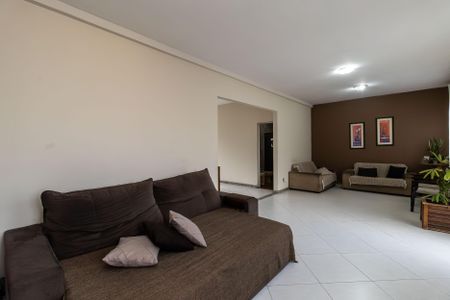 Sala  de casa à venda com 5 quartos, 420m² em São João Batista, Belo Horizonte