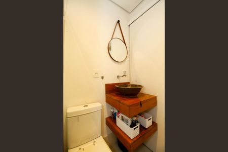 Apartamento à venda com 103m², 3 quartos e sem vaga Apartamento à venda com 103m², 3 quartos e sem vagaBanheiro Social
