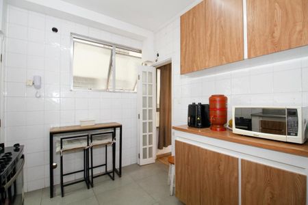 Apartamento à venda com 103m², 3 quartos e sem vaga Apartamento à venda com 103m², 3 quartos e sem vagaCozinha