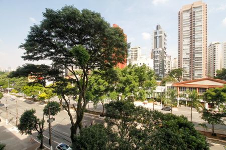 Apartamento à venda com 103m², 3 quartos e sem vaga Apartamento à venda com 103m², 3 quartos e sem vagaVista do Quarto 2