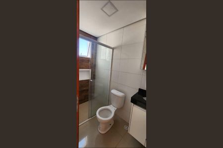 Banheiro de apartamento para alugar com 2 quartos, 40m² em Chácara Belenzinho, São Paulo