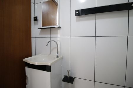 Casa de condomínio para alugar com 92m², 3 quartos e 1 vagaBanheiro Social 1