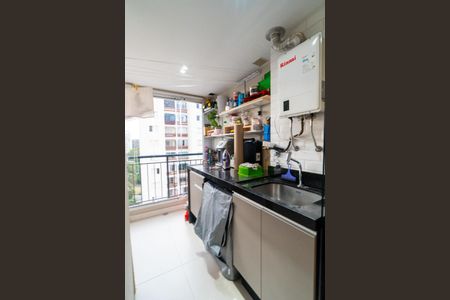 Apartamento para alugar com 66m², 2 quartos e 1 vaga Apartamento para alugar com 66m², 2 quartos e 1 vagaCozinha e Área de Serviço