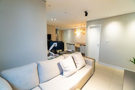 Sala de apartamento para alugar com 2 quartos, 66m² em Vila Guarani (zona Sul), São Paulo