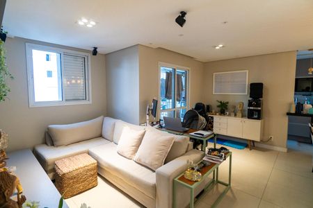 Sala de apartamento para alugar com 2 quartos, 66m² em Vila Guarani (zona Sul), São Paulo