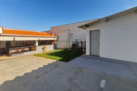 Casa à venda com 110m², 2 quartos e 6 vagasQuintal