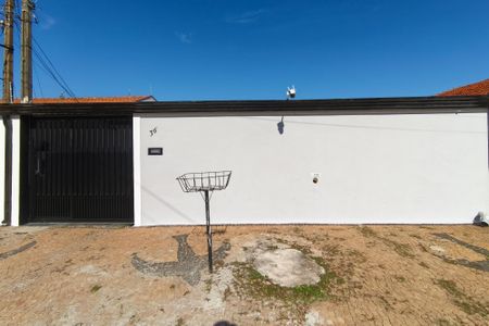 Casa à venda com 110m², 2 quartos e 6 vagasFachada
