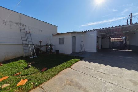 Casa à venda com 110m², 2 quartos e 6 vagasQuintal