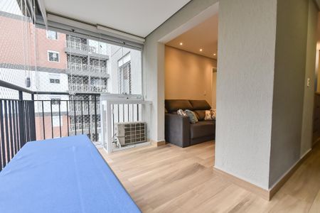 Apartamento à venda com 47m², 2 quartos e sem vaga Apartamento à venda com 47m², 2 quartos e sem vagaVaranda