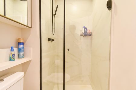 Apartamento à venda com 47m², 2 quartos e sem vaga Apartamento à venda com 47m², 2 quartos e sem vagaBanheiro