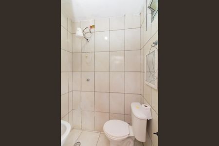 Casa para alugar com 60m², 2 quartos e 1 vaga Casa para alugar com 60m², 2 quartos e 1 vagaBanheiro