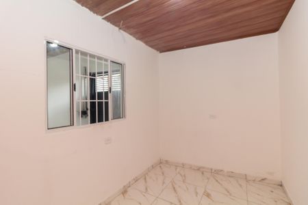 Casa para alugar com 60m², 2 quartos e 1 vaga Casa para alugar com 60m², 2 quartos e 1 vagaSala