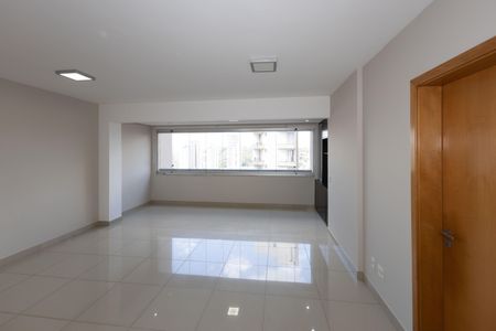 Apartamento à venda com 103m², 3 quartos e 3 vagas Apartamento à venda com 103m², 3 quartos e 3 vagasSala