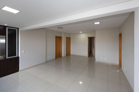 Apartamento à venda com 103m², 3 quartos e 3 vagas Apartamento à venda com 103m², 3 quartos e 3 vagasSala