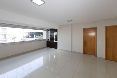 Apartamento à venda com 103m², 3 quartos e 3 vagas Apartamento à venda com 103m², 3 quartos e 3 vagasSala
