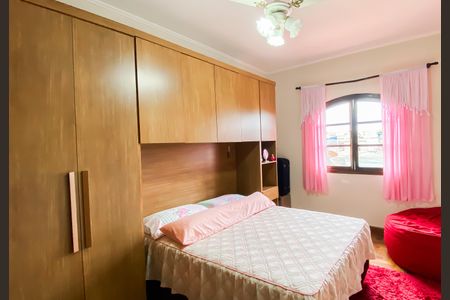 Casa à venda com 145m², 3 quartos e 2 vagasQuarto 1