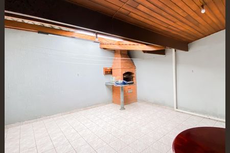 Casa à venda com 145m², 3 quartos e 2 vagasÁrea comum - Churrasqueira