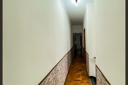Casa à venda com 145m², 3 quartos e 2 vagasCorredor 