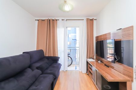 Sala de apartamento para alugar com 2 quartos, 49m² em Cidade Líder, São Paulo