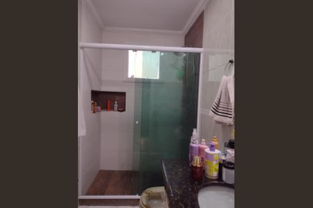 Casa de condomínio para alugar com 240m², 4 quartos e 4 vagasBanheiro