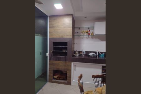 Casa de condomínio para alugar com 240m², 4 quartos e 4 vagasEspaço Gourmet