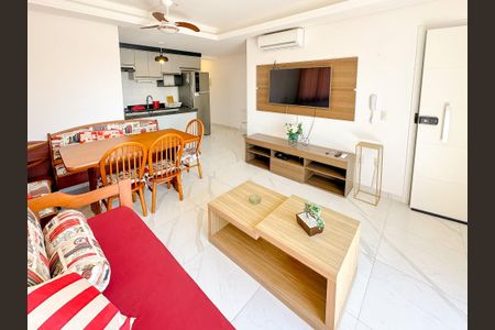 Sala de TV de apartamento para alugar com 2 quartos, 60m² em Ingleses do Rio Vermelho, Florianópolis
