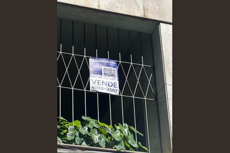 Apartamento à venda com 85m², 2 quartos e 1 vagaFachada