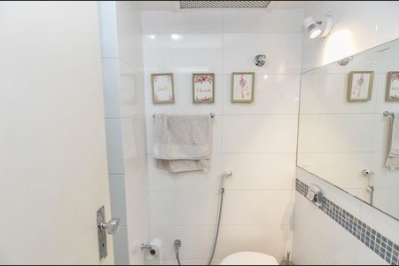 Apartamento à venda com 85m², 2 quartos e 1 vagaBanheiro da Suíte