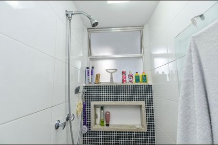 Apartamento à venda com 85m², 2 quartos e 1 vagaBanheiro Social