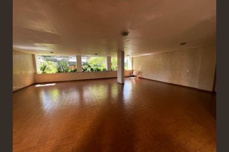 Apartamento à venda com 85m², 2 quartos e 1 vagaÁrea comum