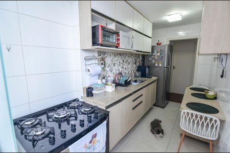 Apartamento à venda com 85m², 2 quartos e 1 vagaCozinha