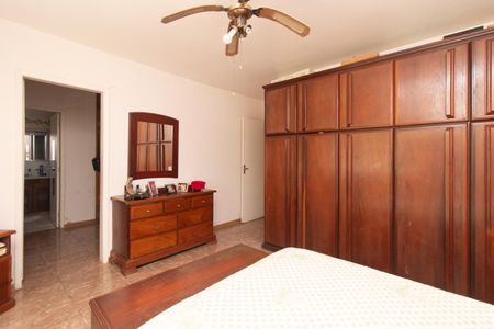 Casa para alugar com 320m², 4 quartos e 2 vagasQuarto 1