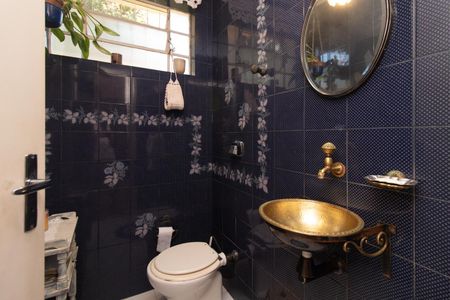 Casa para alugar com 320m², 4 quartos e 2 vagasLavabo