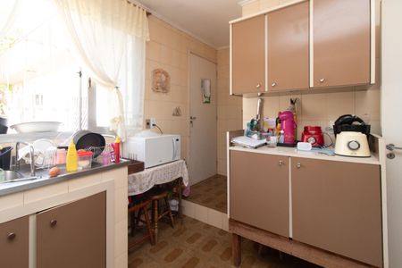 Casa para alugar com 320m², 4 quartos e 2 vagasCozinha