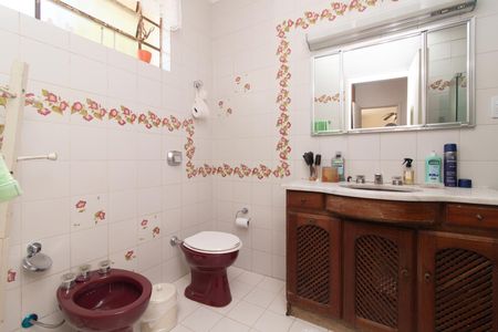 Casa para alugar com 320m², 4 quartos e 2 vagasBanheiro do Quarto 1