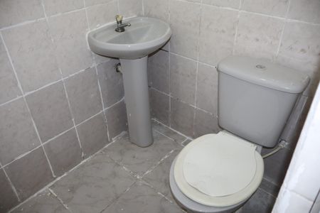 Casa para alugar com 35m², 1 quarto e sem vagaBanheiro