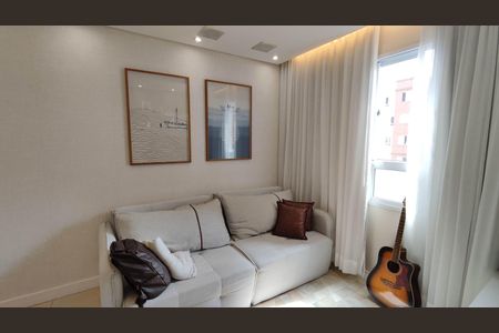 Sala de apartamento para alugar com 2 quartos, 45m² em Colônia (zona Leste), São Paulo