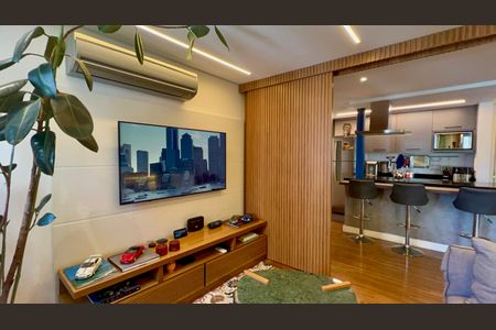 Sala de TV de apartamento à venda com 1 quarto, 75m² em Jardim Paulista, São Paulo