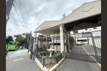 Apartamento para alugar com 64m², 3 quartos e 1 vaga Apartamento para alugar com 64m², 3 quartos e 1 vagaFachada