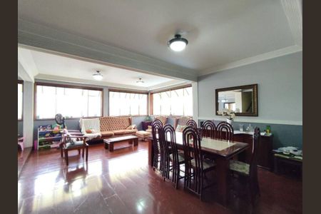 Casa à venda com 5 quartos, 568m² em Jardim Bonfiglioli, São Paulo