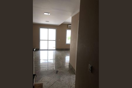 Sala de casa de condomínio para alugar com 3 quartos, 170m² em Jardim Leonor Mendes de Barros, São Paulo